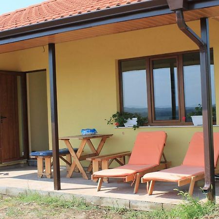 Malavi Guest House Krasen! Comfort&Clean! Exterior foto